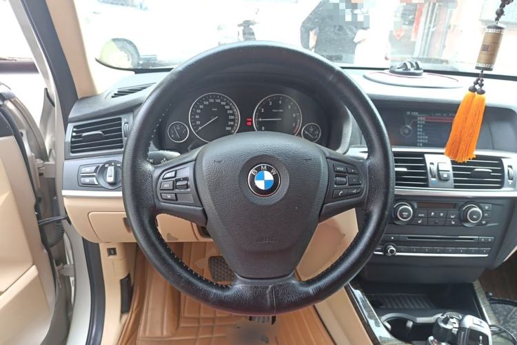 Used BMW X3 2013 xDrive20i Luxury Edition Steering Wheel