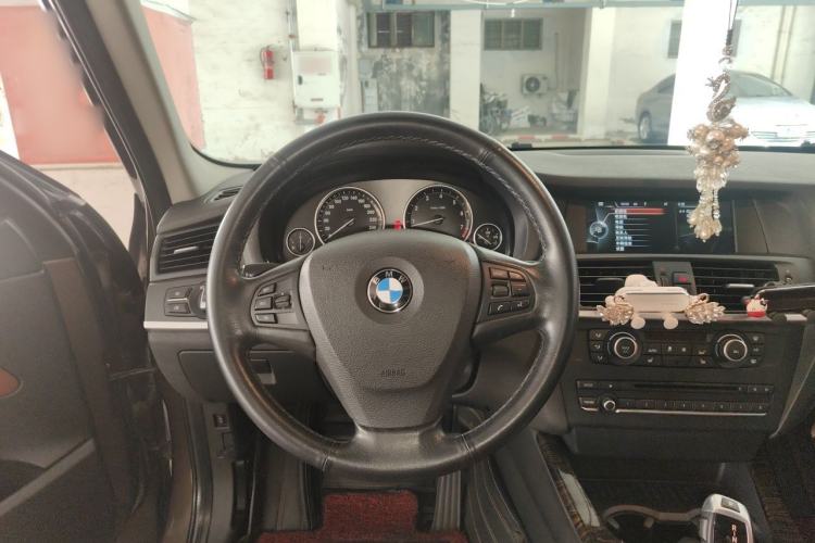Used BMW X3 2013 Facelifted xDrive20i Luxury Edition Steering Wheel