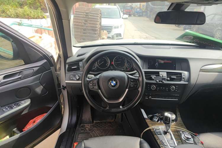 Used BMW X3 2013 Revised xDrive28i Luxury Edition Steering Wheel