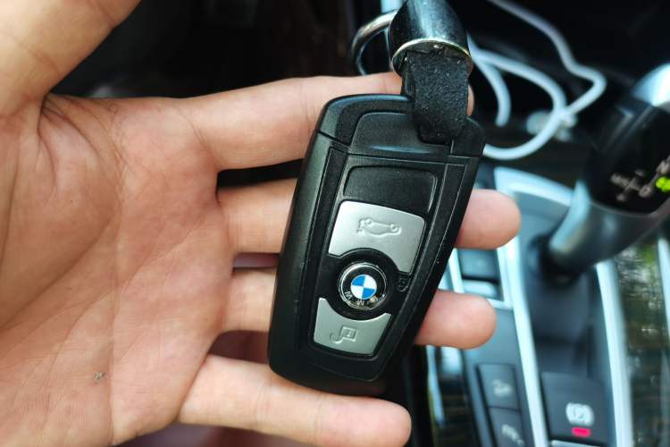 Used BMW X3 2013 xDrive20i Luxury Edition Vehicle Key