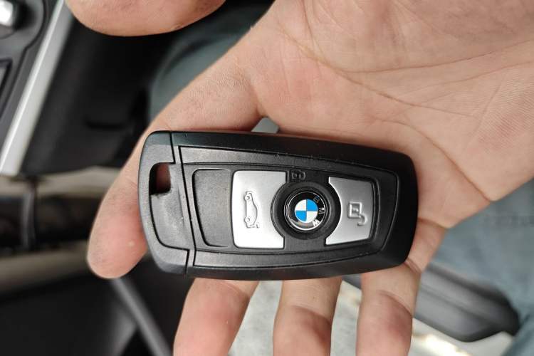 Used BMW X3 2013 xDrive20i Luxury Edition Vehicle Key