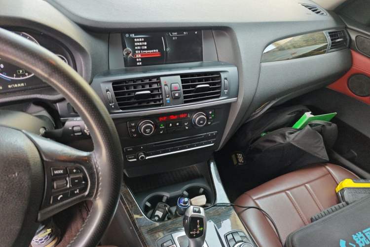 Used BMW X3 2013 Facelifted xDrive20i Luxury Edition Audio And AC Panel