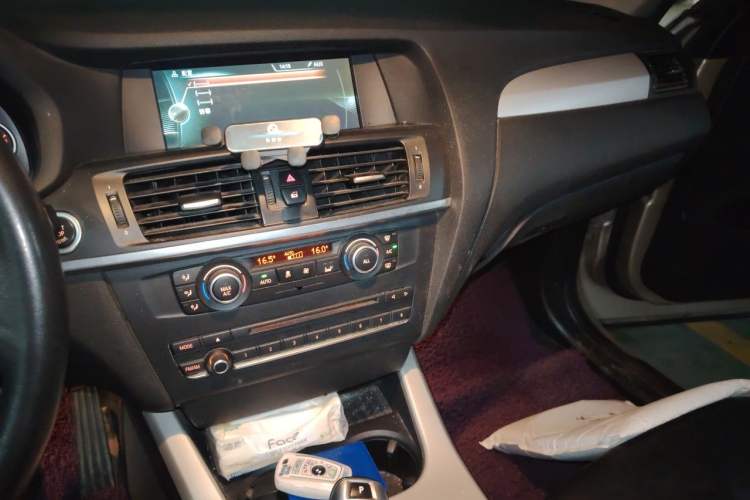 Used BMW X3 2013 Restyled xDrive28i Leading Edition Audio And AC Panel