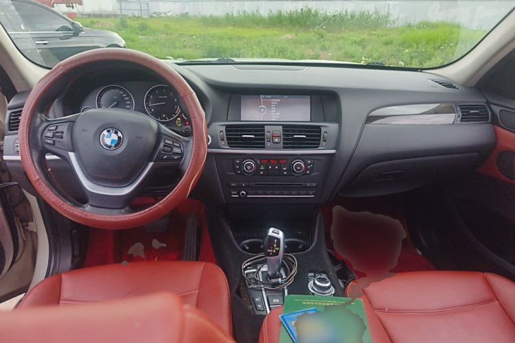 Used BMW X3 2013 xDrive28i Luxury Model Center Console