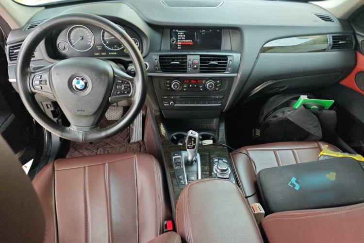 Used BMW X3 2013 Facelifted xDrive20i Luxury Edition Center Console