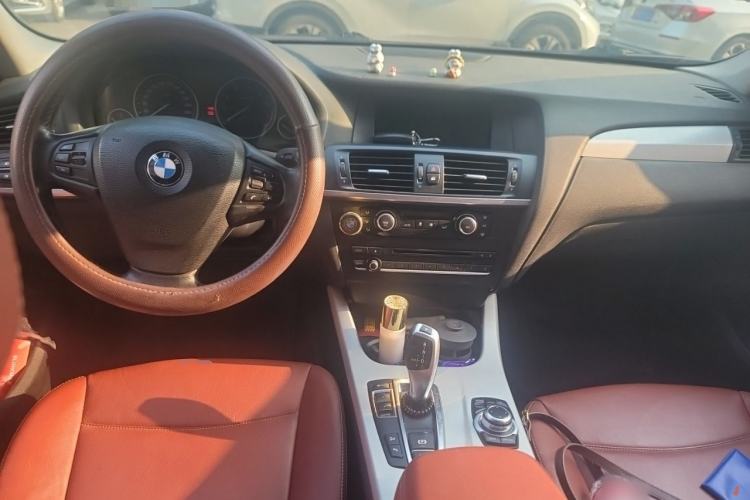 Used BMW X3 2013 Restyled xDrive28i Leading Edition Center Console