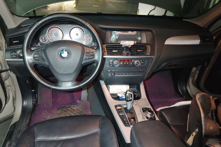 Used BMW X3 2013 Restyled xDrive28i Leading Edition Center Console