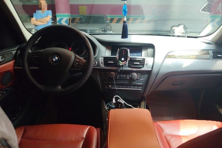 Used BMW X3 2013 Facelifted xDrive20i Luxury Edition Center Console