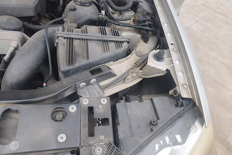 Used BMW X3 2013 xDrive28i Luxury Model Engine Bay Left