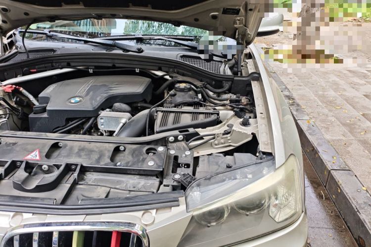 Used BMW X3 2013 xDrive20i Luxury Edition Engine Bay Left