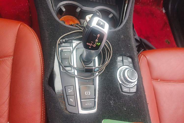 Used BMW X3 2013 xDrive28i Luxury Model Gear Lever