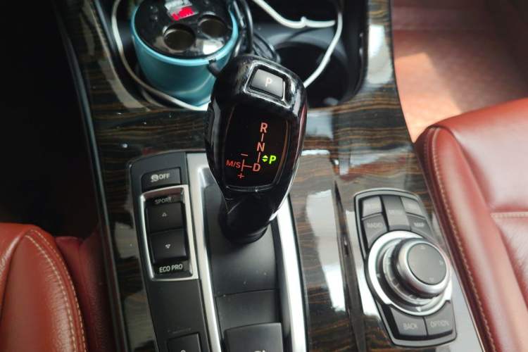 Used BMW X3 2013 Facelifted xDrive20i Luxury Edition Gear Lever