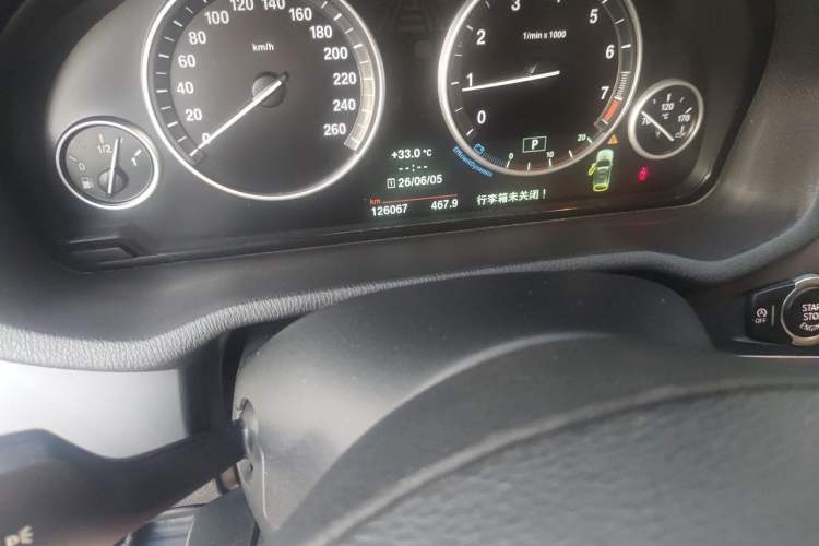 Used BMW X3 2013 xDrive20i Luxury Edition Odometer Close Up