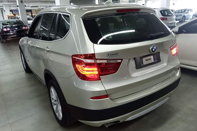 Used BMW X3 2013 xDrive20i Luxury Edition Rear Left 45 Deg