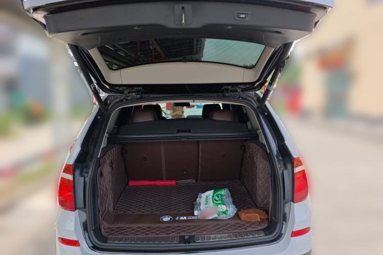 Used BMW X3 2013 Facelifted xDrive20i Luxury Edition Trunk