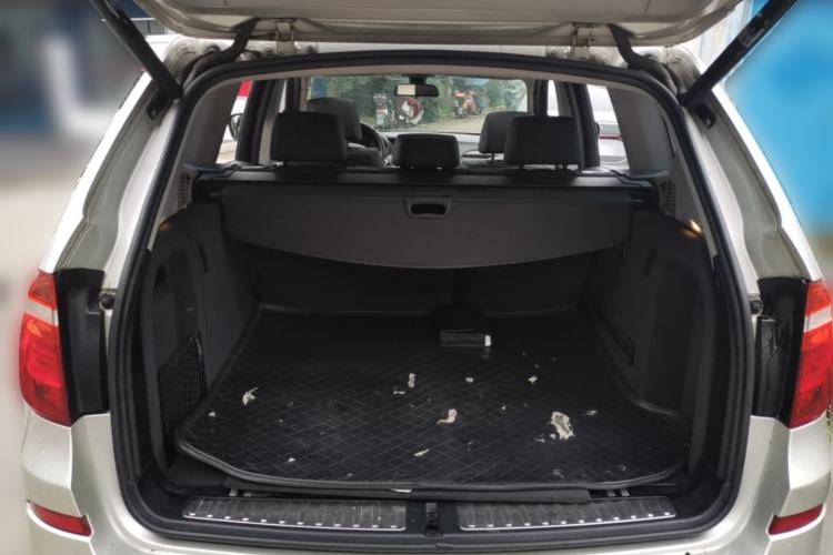 Used BMW X3 2013 Facelifted xDrive20i Luxury Edition Trunk