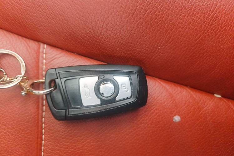 Used BMW X3 2013 xDrive28i Luxury Model Vehicle Key
