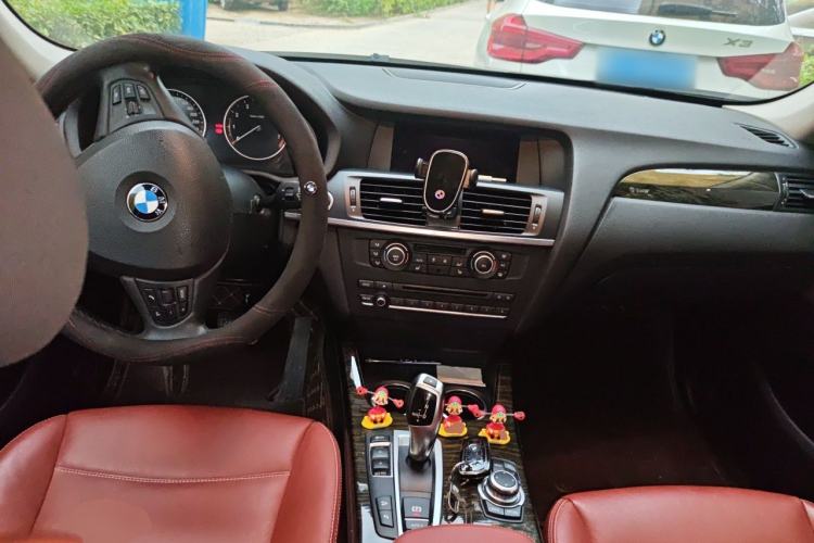 Used BMW X3 2013 Facelifted xDrive20i Luxury Edition Center Console
