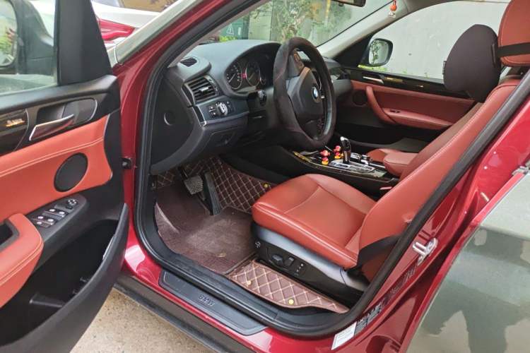 Used BMW X3 2013 Facelifted xDrive20i Luxury Edition Driver Seat