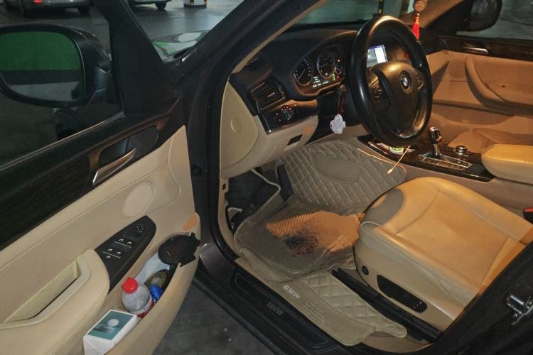 Used BMW X3 2013 Facelifted xDrive20i Luxury Edition Driver Seat