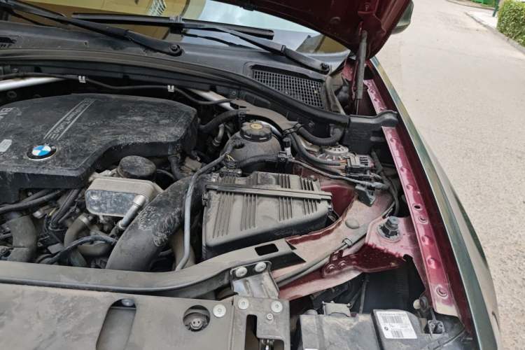 Used BMW X3 2013 Facelifted xDrive20i Luxury Edition Engine Bay Left
