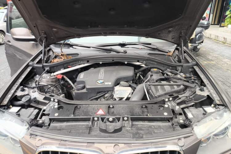 Used BMW X3 2013 Facelifted xDrive20i Luxury Edition Engine Bay