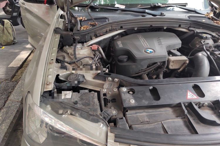 Used BMW X3 2013 xDrive20i Luxury Edition Engine Bay Right