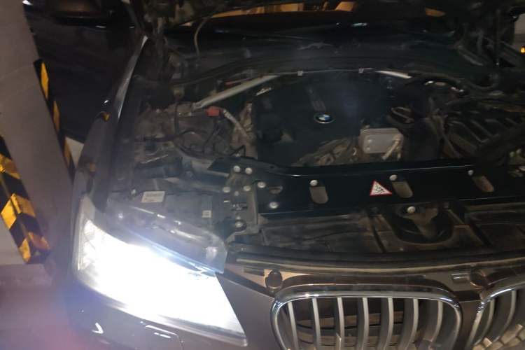 Used BMW X3 2013 xDrive28i Luxury Model Engine Bay Right