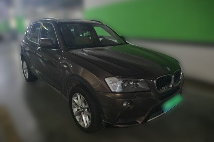 Used BMW X3 2013 Facelifted xDrive20i Luxury Edition Front Right 45 Deg