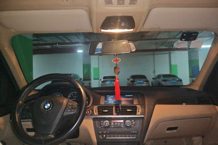 Used BMW X3 2013 Facelifted xDrive20i Luxury Edition Headliner