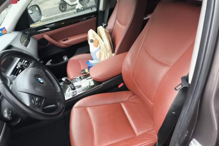 Used BMW X3 2013 Facelifted xDrive20i Luxury Edition Left Front Seat