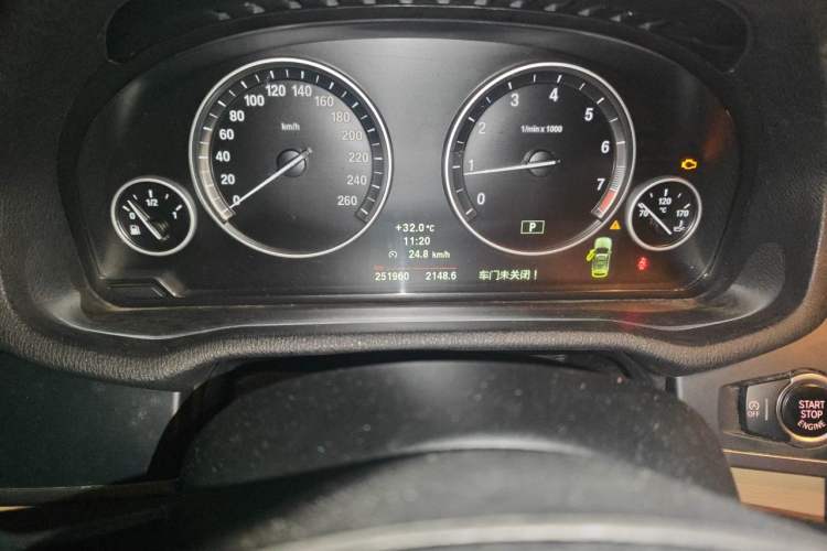 Used BMW X3 2013 Facelifted xDrive20i Luxury Edition Odometer Close Up