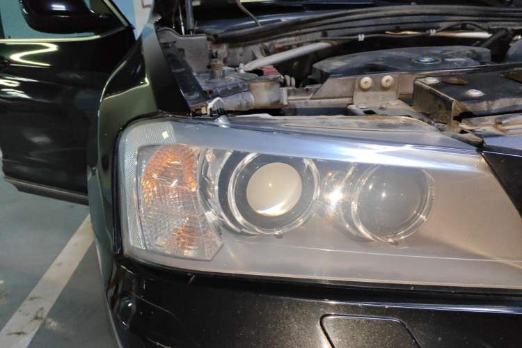 Used BMW X3 2013 Facelifted xDrive20i Luxury Edition Right Front Headlight