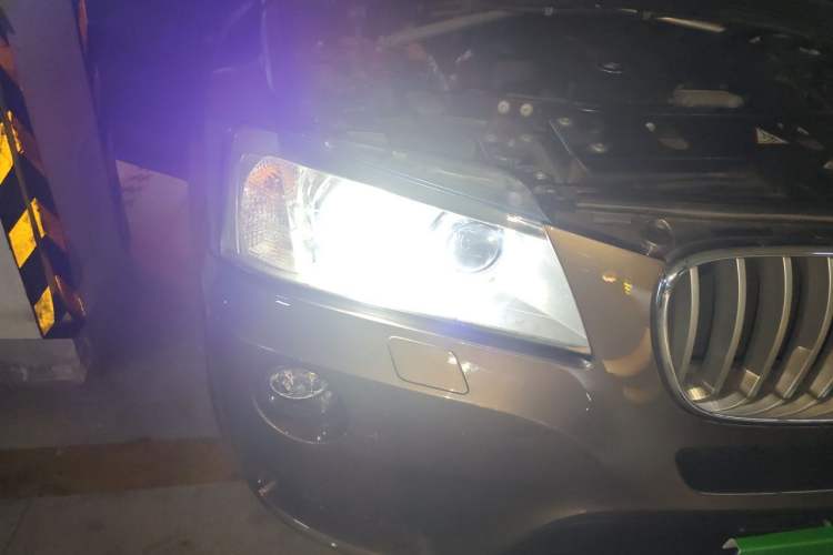 Used BMW X3 2013 xDrive28i Luxury Model Right Front Headlight