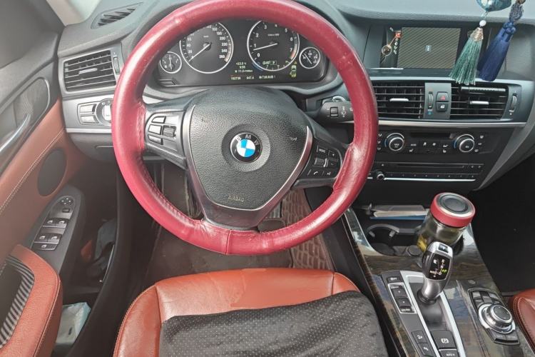 Used BMW X3 2013 Facelifted xDrive20i Luxury Edition Steering Wheel