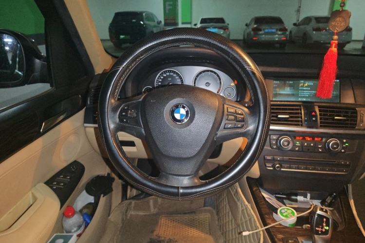 Used BMW X3 2013 Facelifted xDrive20i Luxury Edition Steering Wheel