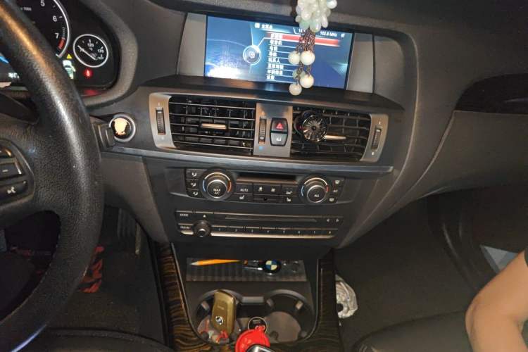 Used BMW X3 2013 Facelifted xDrive20i Luxury Edition Audio And AC Panel
