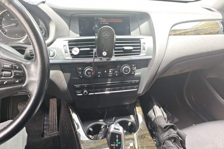 Used BMW X3 2013 Facelifted xDrive20i Luxury Edition Audio And AC Panel