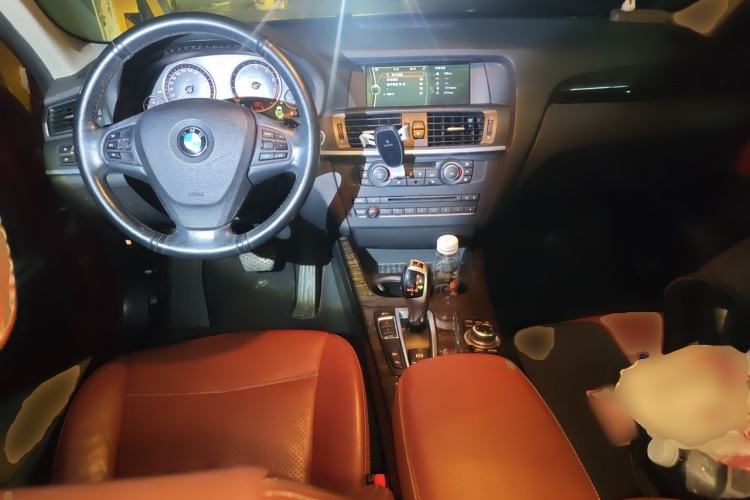 Used BMW X3 2013 xDrive20i Luxury Edition Center Console
