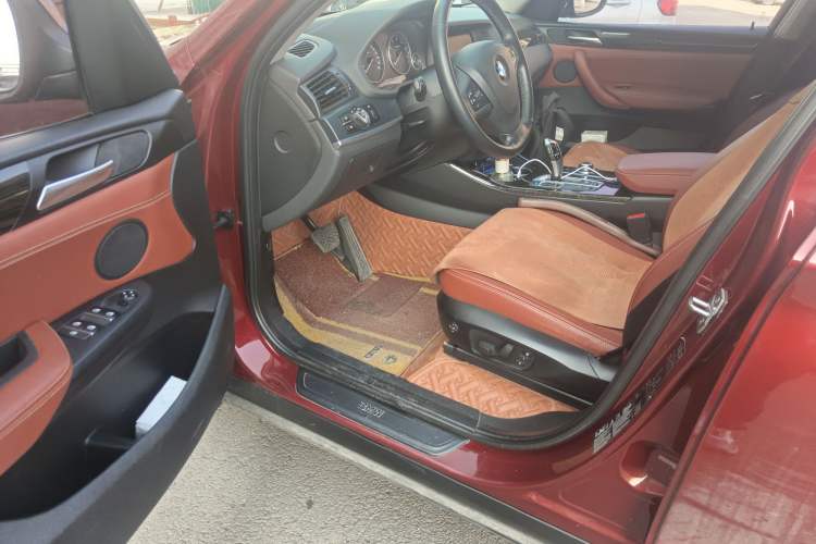 Used BMW X3 2013 Facelifted xDrive20i Luxury Edition Driver Seat