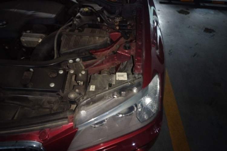Used BMW X3 2013 xDrive20i Luxury Edition Engine Bay Left