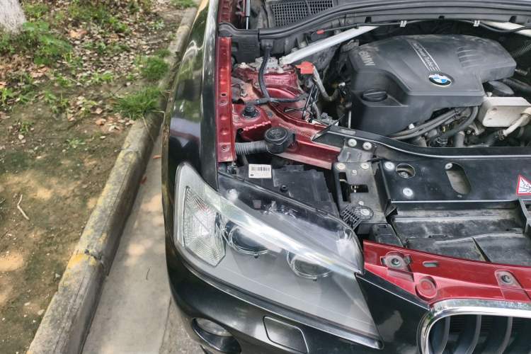 Used BMW X3 2013 xDrive20i Luxury Edition Engine Bay Right