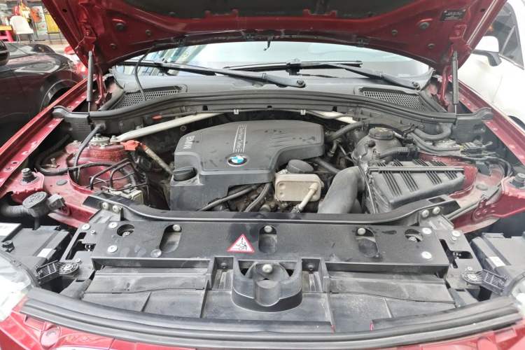 Used BMW X3 2013 Facelifted xDrive20i Luxury Edition Engine Bay