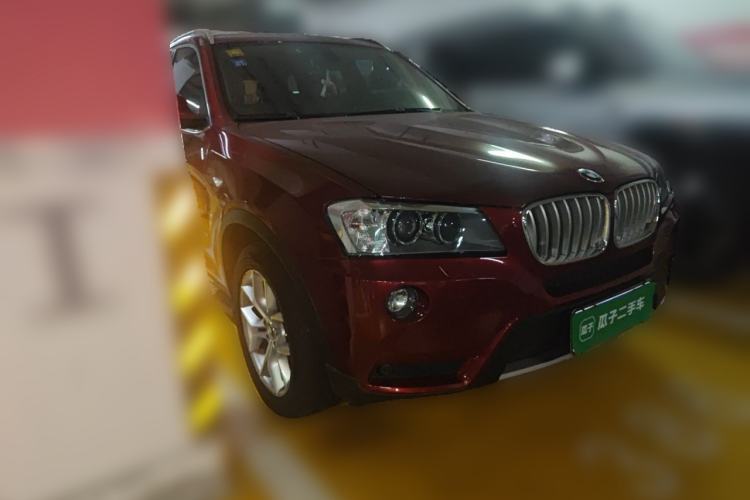 Used BMW X3 2013 xDrive28i Luxury Model Front Right 45 Deg