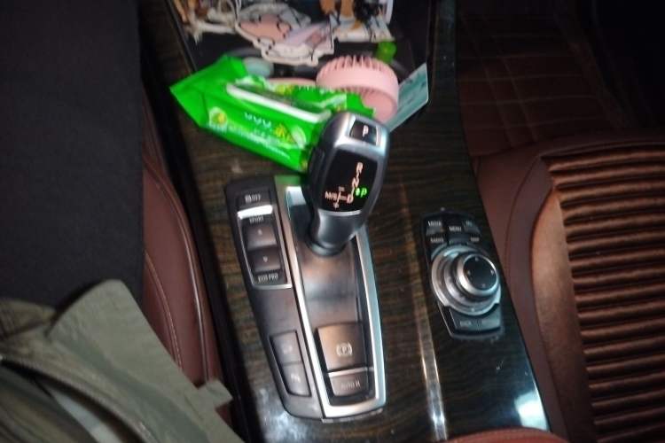 Used BMW X3 2013 xDrive20i Luxury Edition Gear Lever