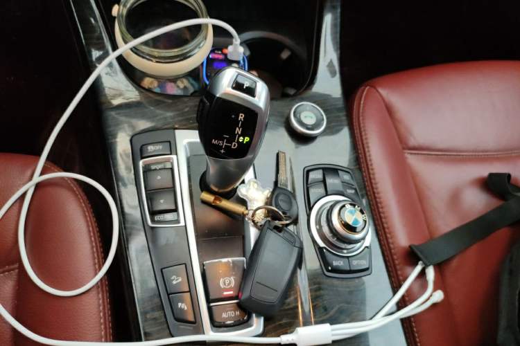 Used BMW X3 2013 xDrive20i Luxury Edition Gear Lever