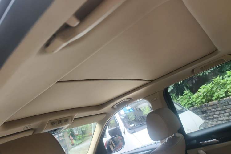 Used BMW X3 2013 xDrive20i Luxury Edition Headliner