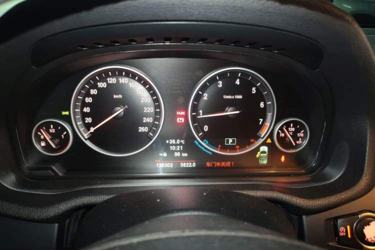 Used BMW X3 2013 xDrive20i Luxury Edition Instrument Cluster
