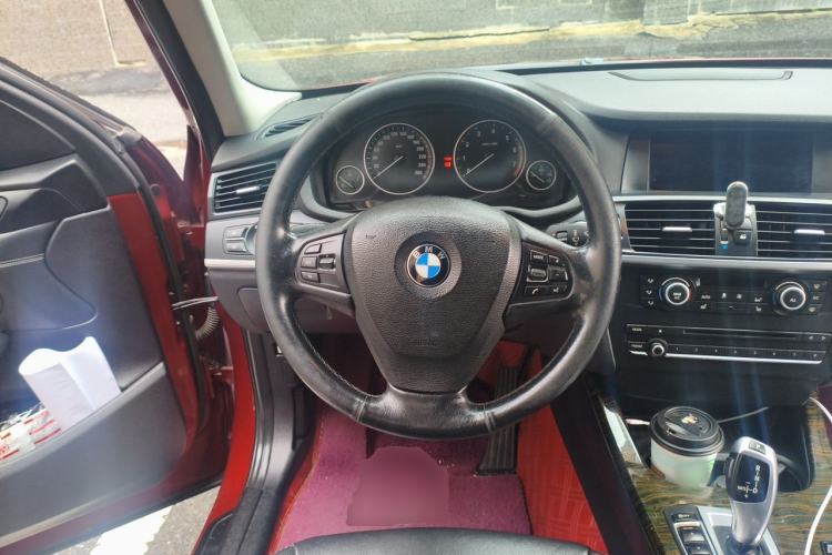 Used BMW X3 2013 Facelifted xDrive20i Luxury Edition Steering Wheel