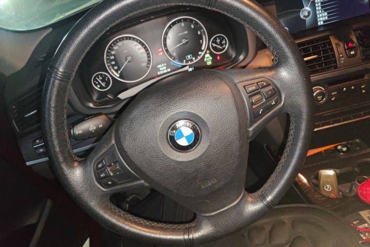 Used BMW X3 2013 Facelifted xDrive20i Luxury Edition Steering Wheel